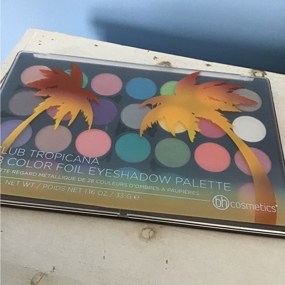 BH Cosmetics Club Tropicana 28 Eyeshadow Palette New In Box